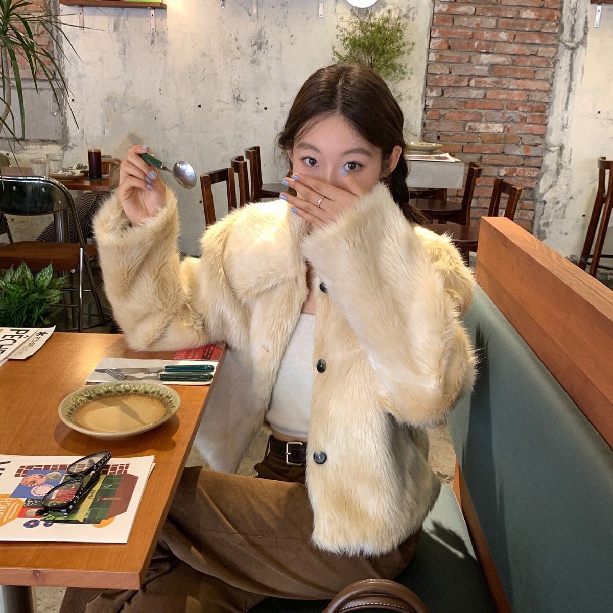 趋梦DT DT ETOLIE翻领环保皮草气质毛毛外套女新款冬季短款大衣女