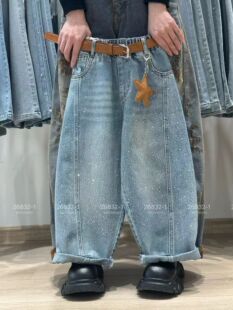 儿童闪钻牛仔裤2026春款中大童韩版洋气百搭前后烫钻牛仔老爹裤潮