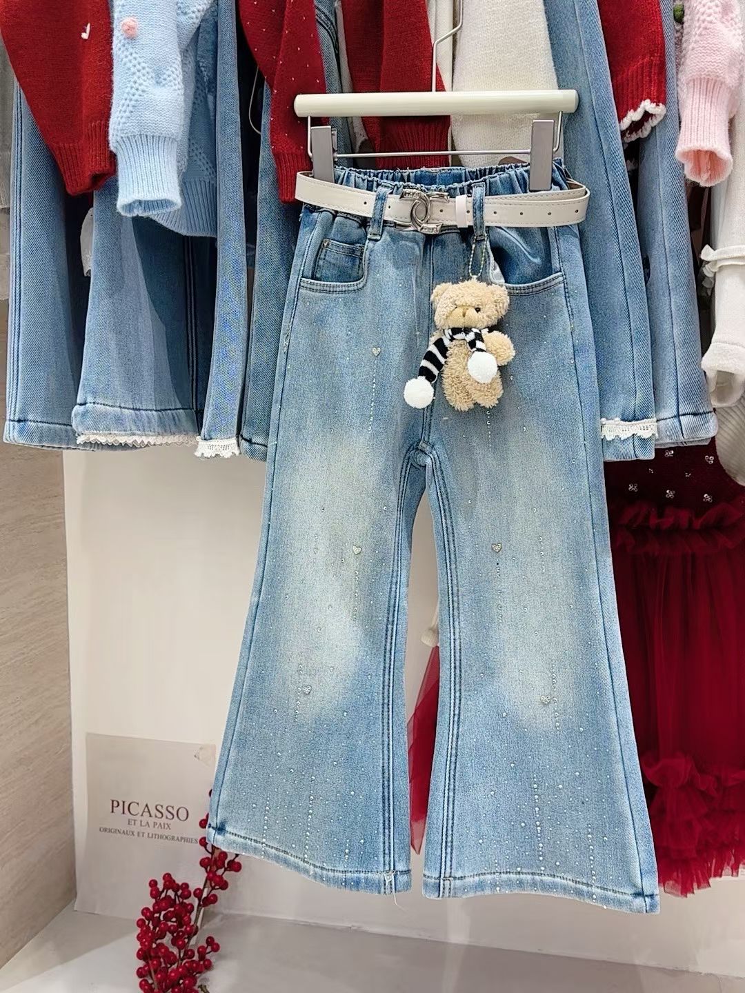 女童一体绒烫钻牛仔裤2025冬款中小童韩版洋气百搭加绒喇叭裤