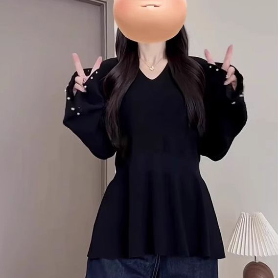 大码胖mm喇叭袖V领针织衫女 2025新款高级感气质显瘦长袖打底上衣