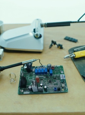 通用原装格力空调主板Z4715B风管机电路板30224000072