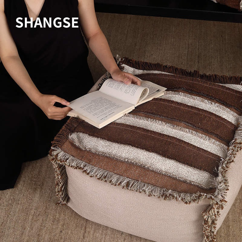 尚塞原创设计自然侘寂风中古风民宿样板房慵懒布艺小凳子坐墩抱枕