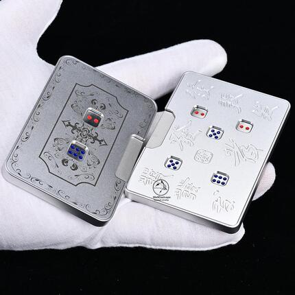 高端EDC机械骰小玩具减压解压神器金属机械男孩娱乐指尖推牌潮玩