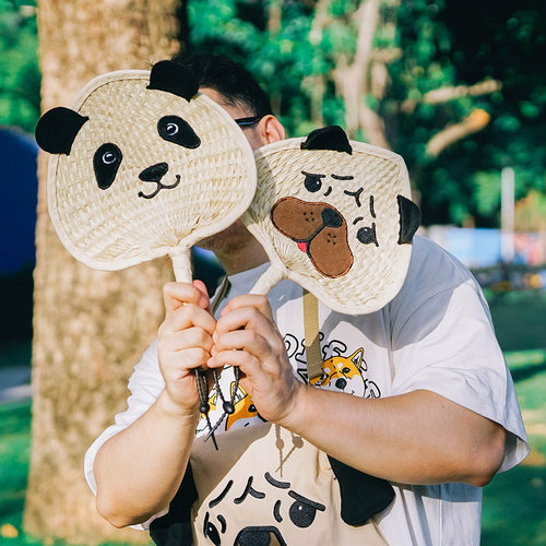 手工蒲扇装饰画传统熊猫巴哥犬