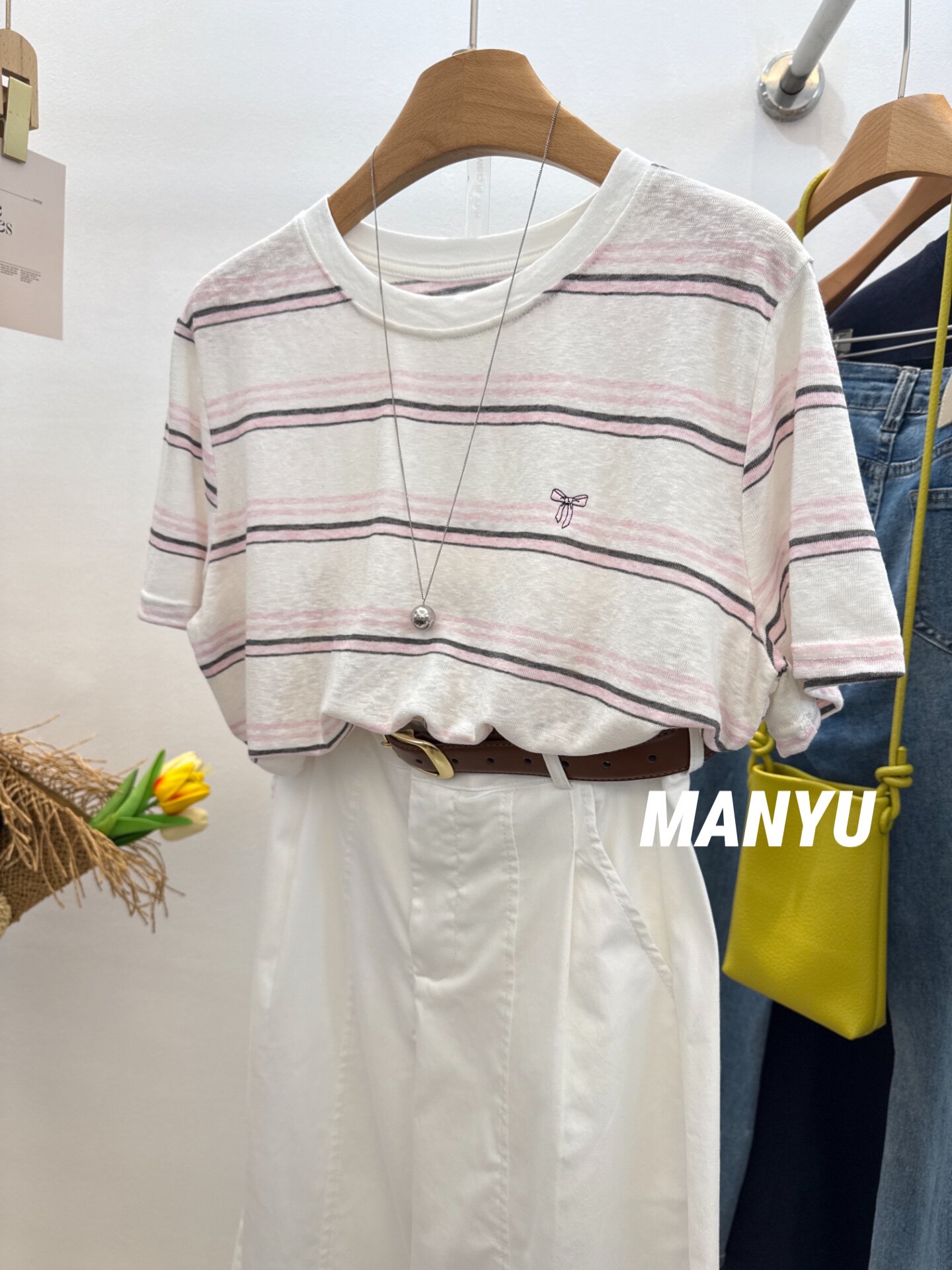 MANYU宽条纹刺绣蝴蝶结短袖T恤