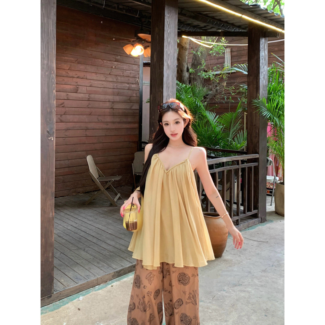 黄色荷叶边褶皱v领吊带背心女装夏季氛围感宽松显瘦外穿小众上衣