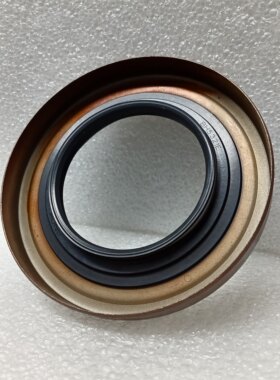 BH5321E  90311-47010  尺寸 47X80X10/16mm 前差速器油封