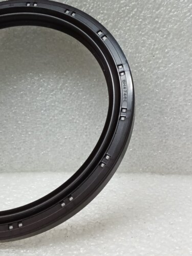 BH4746E FS01-11-399  尺寸 89X109X9/11mm 曲轴后油封