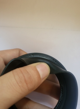 AH2870F 尺寸50X72X18/31 油封