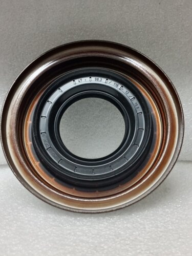 49375537 尺寸 47X98.3/116X13/19.8mm 差速器半轴油封
