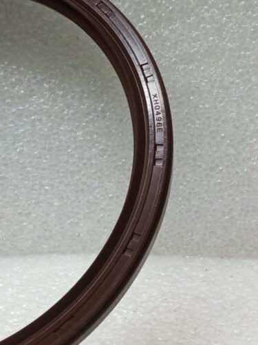 XH0496E  1052B188  尺寸 98X114X8mm 曲轴后油封