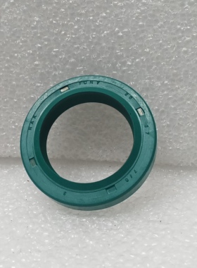 26X37X7/8  尺寸 26X37X7/8mm 方向机油封