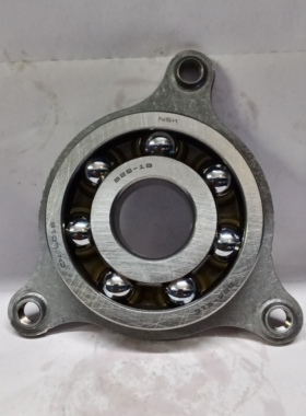 B22-51E/B26-19 尺寸26X72X19mm 带支架 变速箱轴承