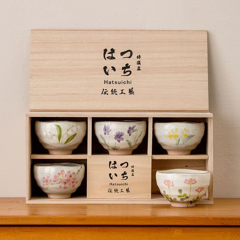 日本进口美浓烧小清新小野花茶碗咖啡杯陶瓷茶杯手绘花卉饭碗餐具