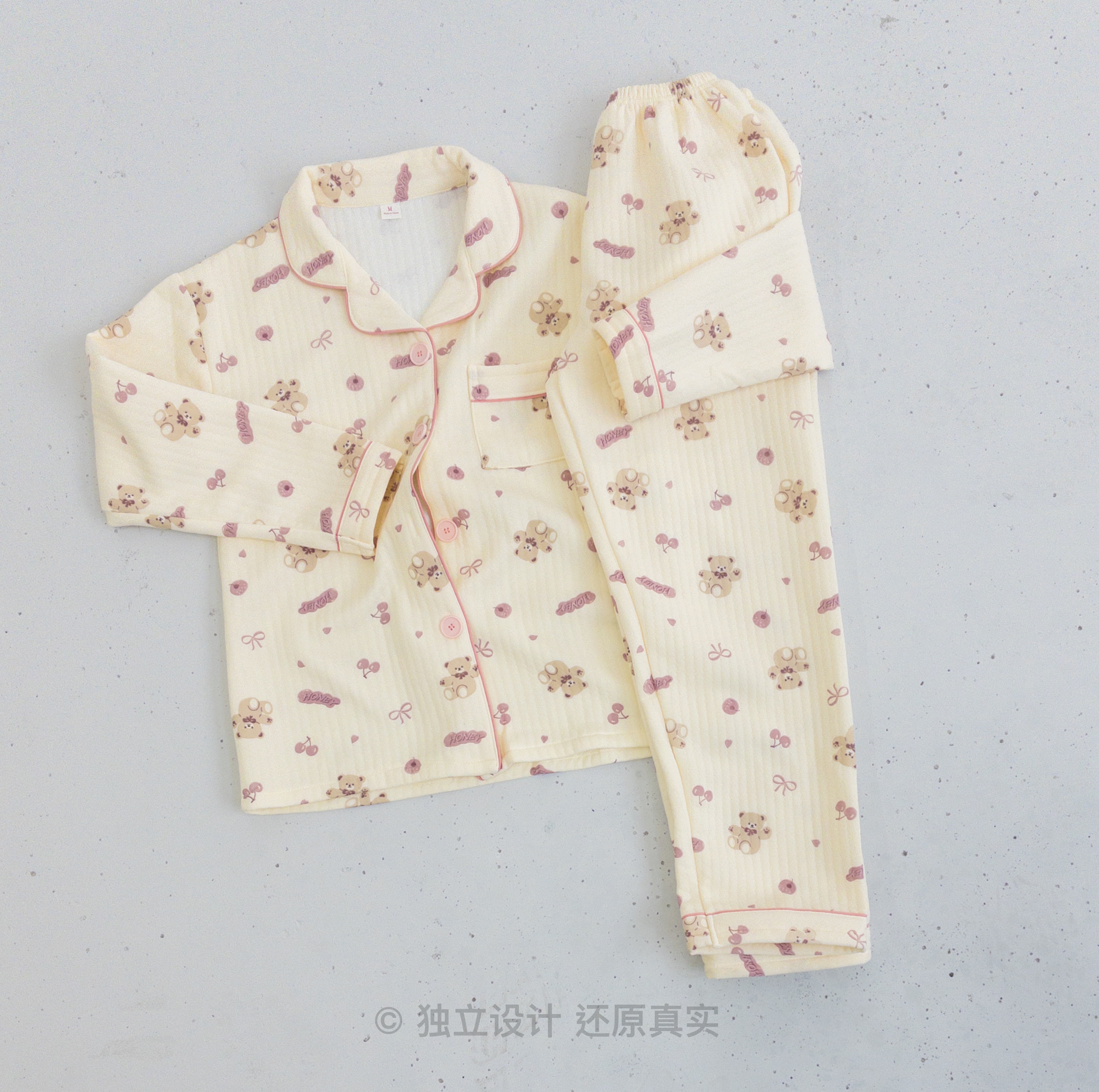 樱桃小熊图案甜美长袖睡衣