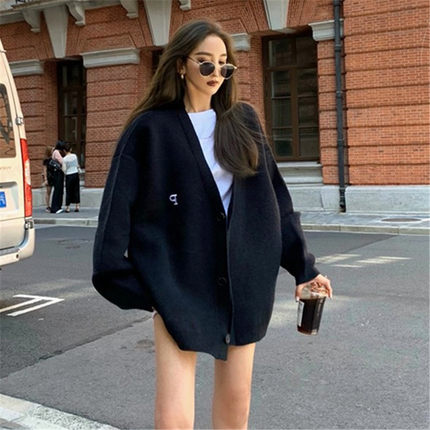 2023年秋季新款外套上衣针织衫毛衣女慵懒宽松中长款黑色开衫外穿