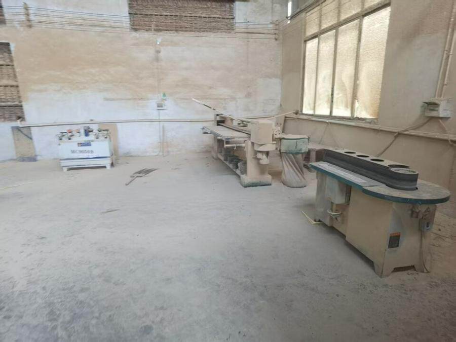 3月19日江门艺木制品厂所有的打磨机、木制家具半成品等机器设备、物品一批网络拍卖公告