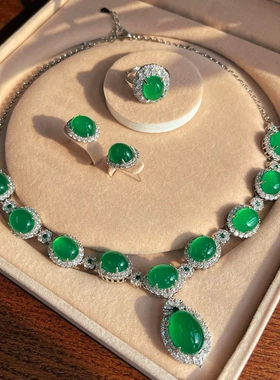天然起光绿玉髓晚宴款项链蛋面玛瑙颈链仿翡翠饰品戒指耳钉套装