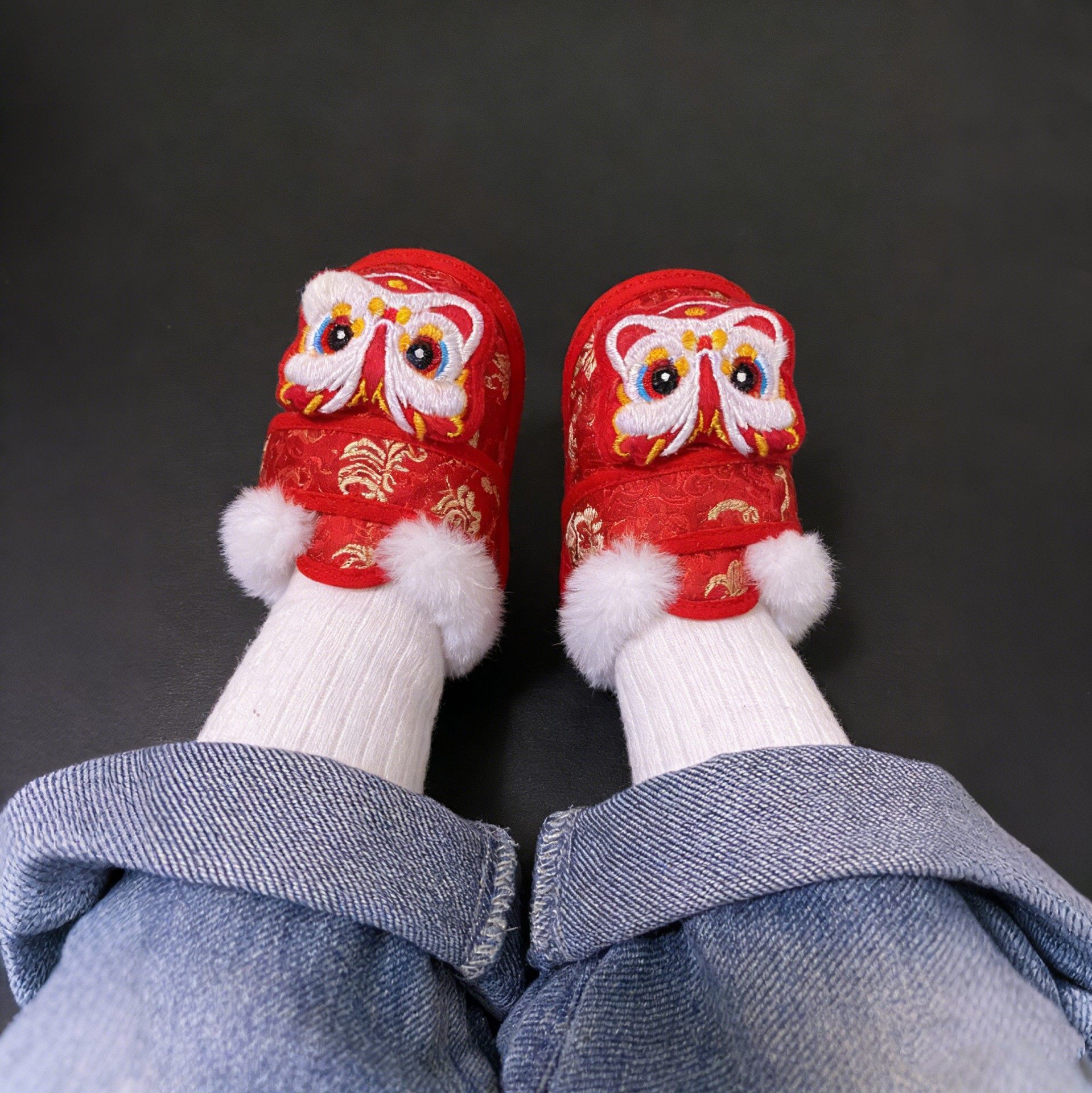 虎头鞋婴儿新年鞋子6到12个月小月龄宝宝红色醒狮冬鞋棉鞋软底鞋,童鞋/婴儿鞋/亲子鞋,婴儿步前鞋/袜鞋,淘宝优惠券,粉丝福利购,淘宝优惠卷