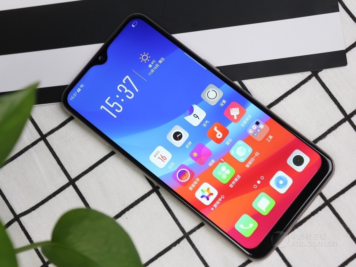 OPPO A7全网通4G高通八核指纹识别6.2寸水滴屏游戏拍照二手手机