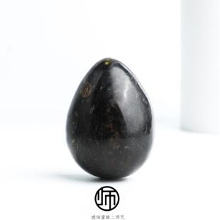 孤品•馆藏级最古老功效型琥珀翁珀水滴吊坠手把件（功效可搜索）