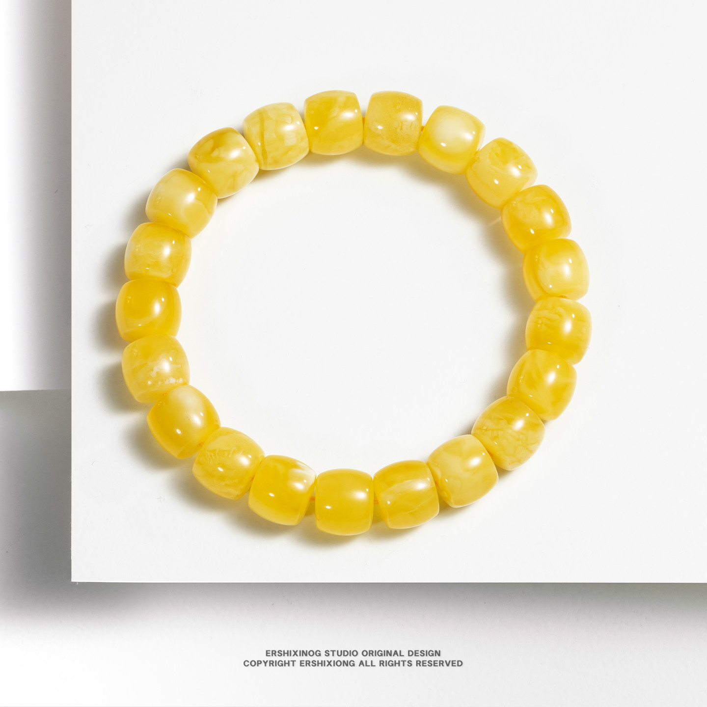 典藏纯料&middot;一刀同料顺纹白花鸡油黄蜜蜡老型10m蜜蜡直切手串