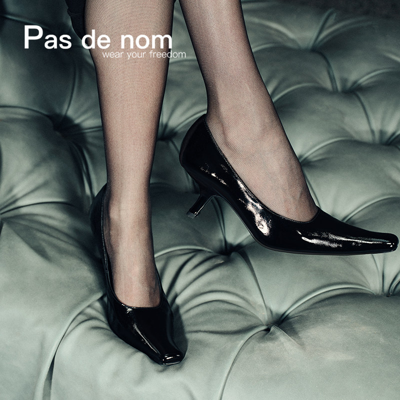 pas de nom 原创设计师复古vintage高跟鞋摩登翘头中古感长头单鞋