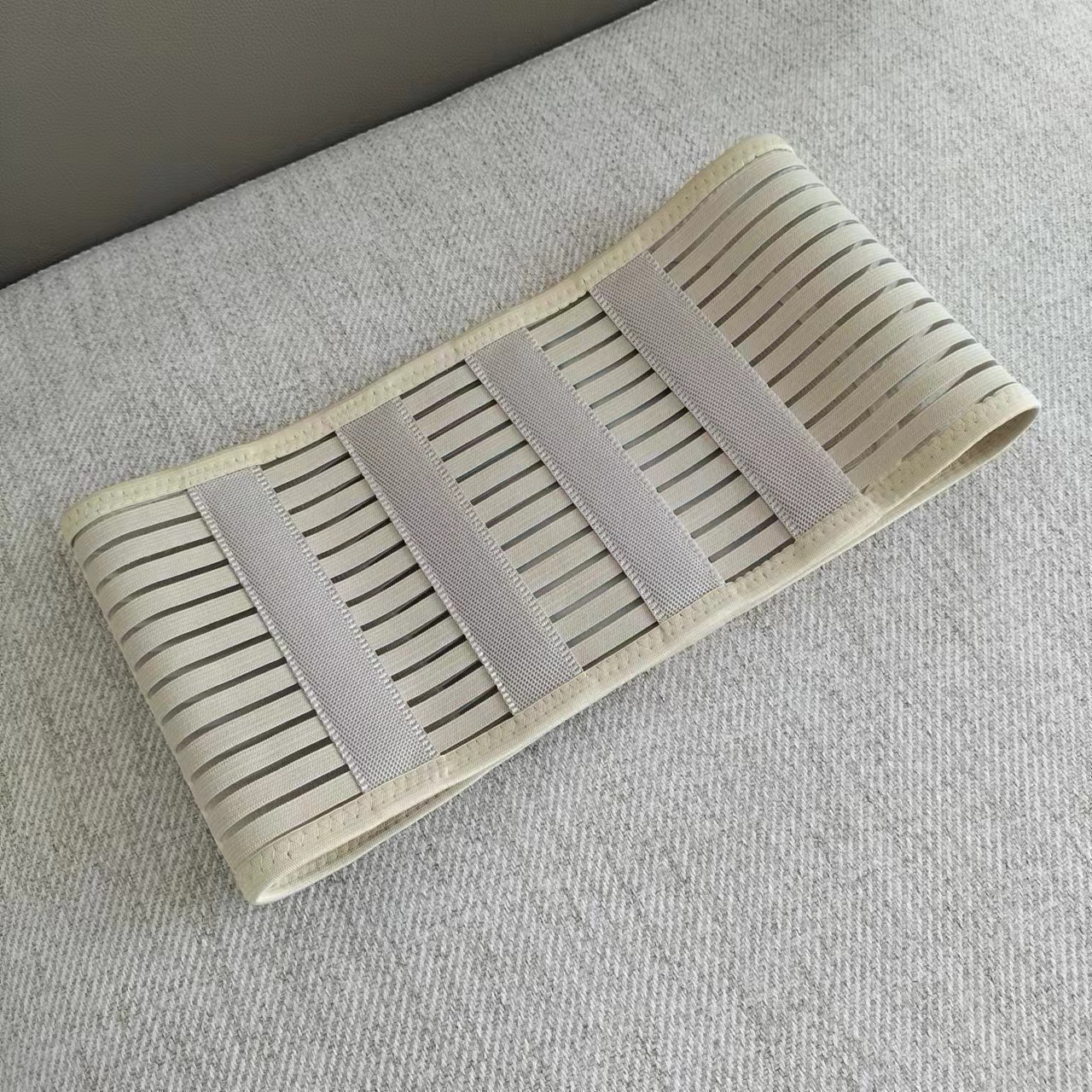 护腰带四季腰疼腰托支撑钢板腰突腰间盘透气超薄运动男女健身束腰