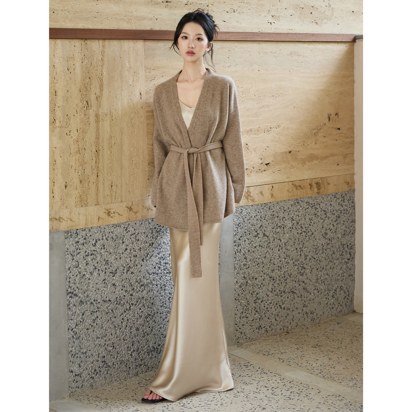 SerioLudere蛋仔很懒/ 10%牦牛绒90%羊毛驼色收腰针织开衫外套 女