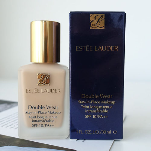 雅诗兰黛DW粉底液持久控油遮瑕