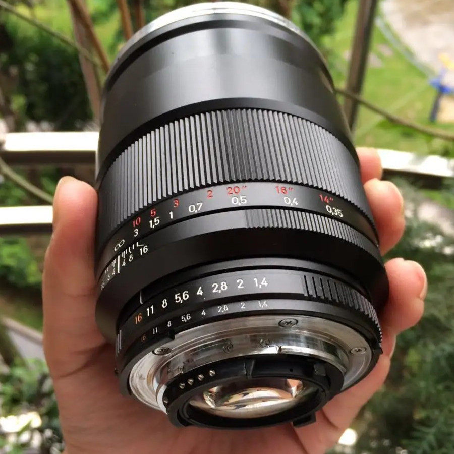 ZEISS蔡司35mm f1.4 Distagon T*广角定焦单反镜头手动佳能尼康口