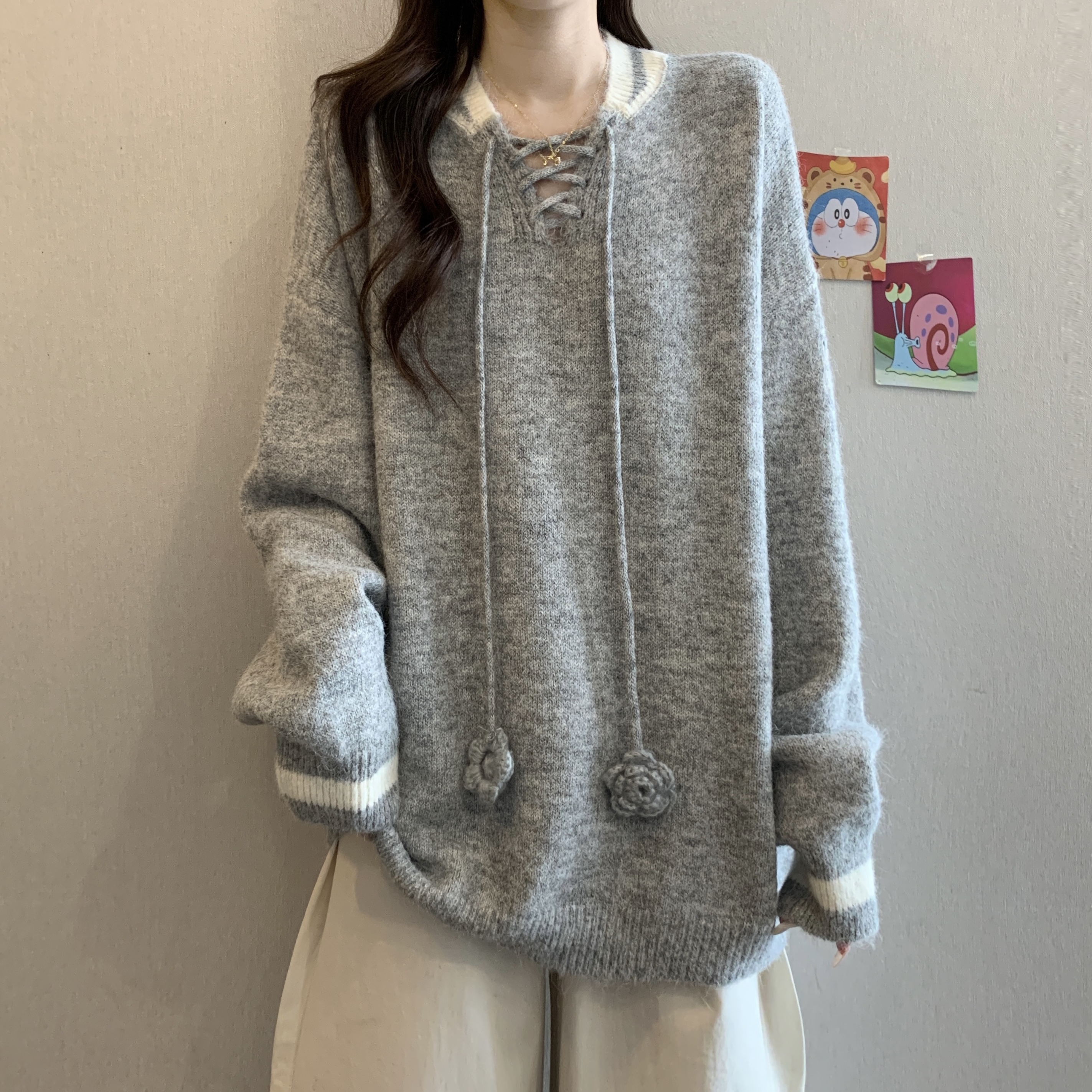 大码设计感系带V领针织衫毛衣女