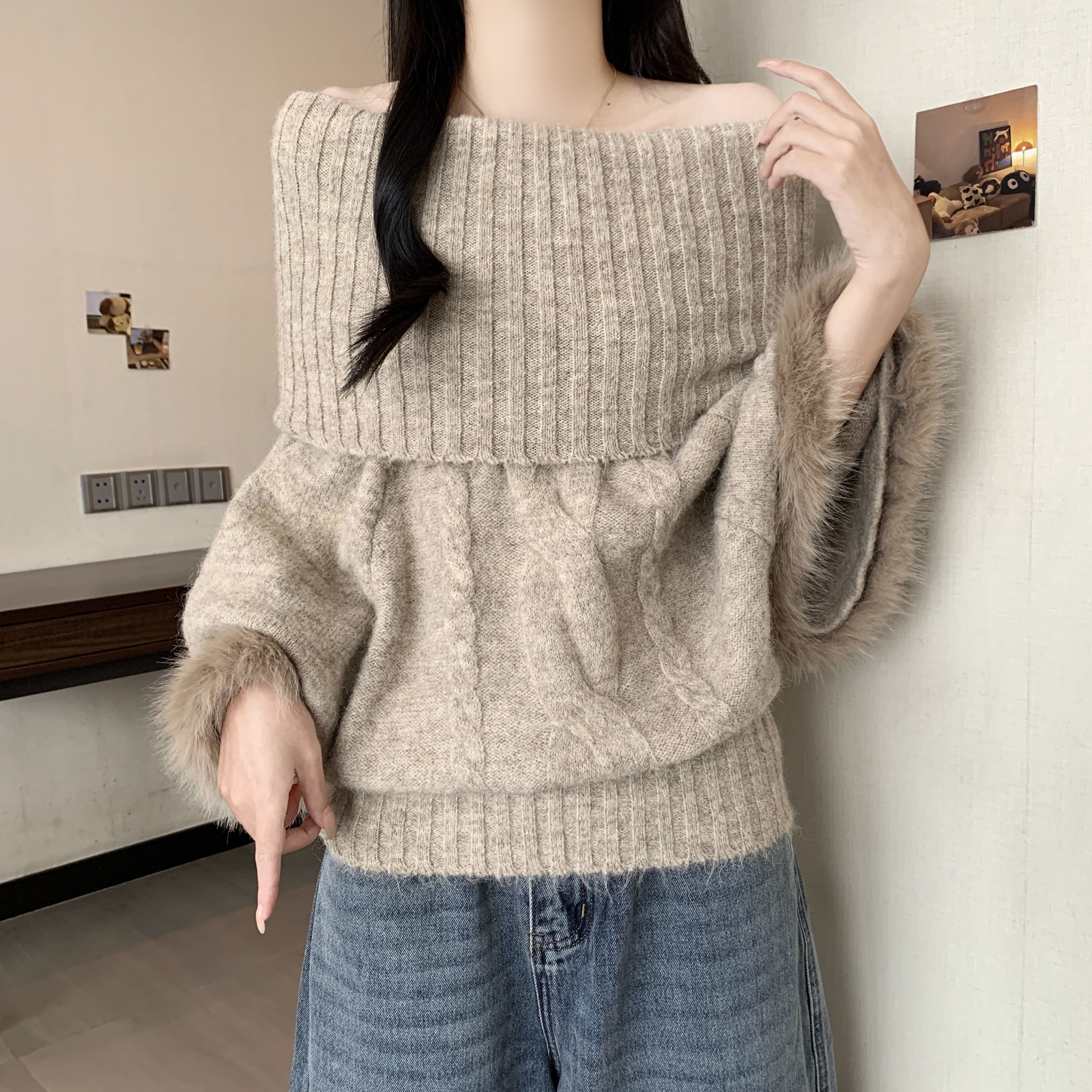 大码女装一字肩毛毛套头毛衣女秋季韩系显瘦短款长袖针织衫上衣