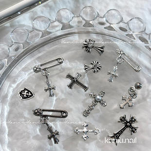 美甲复古克罗心饰品十字架镶钻网红2026爆款 饰品 朋克风哥特指甲装