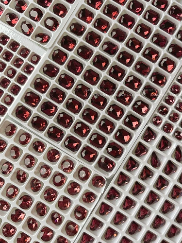 Бриллиантовый декор для маникюра с розой в составе для ногтей, ювелирное украшение, аксессуар