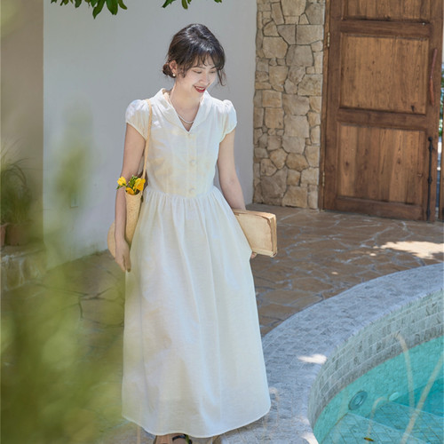 白色亚麻连衣裙赫本收腰初恋裙