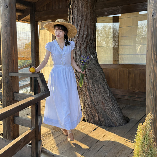 好在自制 月亮湖 小个子高支盐缩棉V领贝壳袖蕾丝浅蓝色连衣裙夏