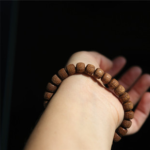 高品质精工六字真言东印度迈索尔老山檀香木佛珠手串手链念珠男女