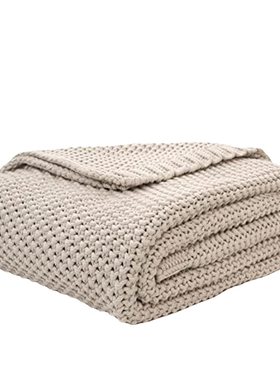 NordicSandCarpetOfficeNapping