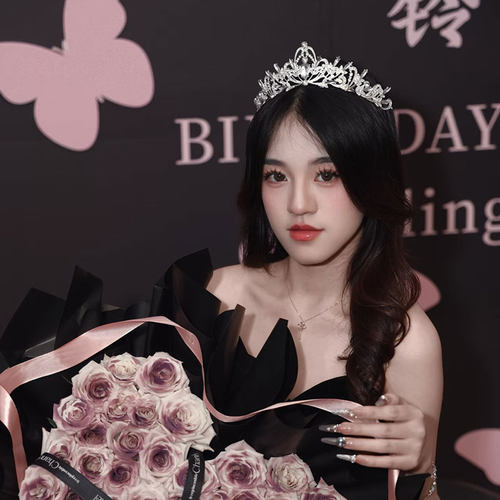 公主皇冠头饰生日十八岁成人礼服发箍高级感闪耀新娘婚礼配饰新款