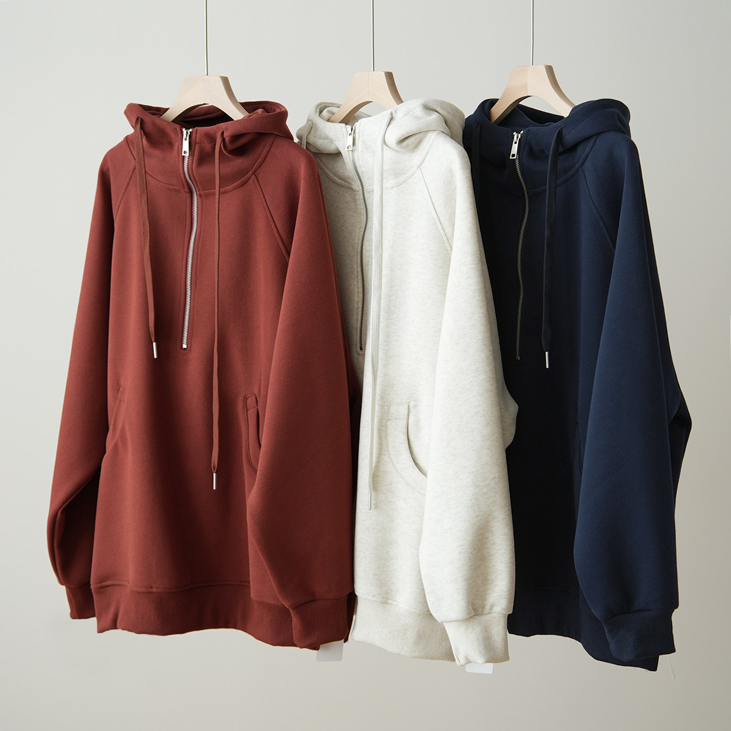 大码女装半高领拉链卫衣