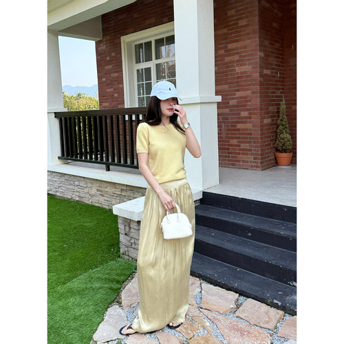 铜氨丝开衩半裙颜色ju柔美！