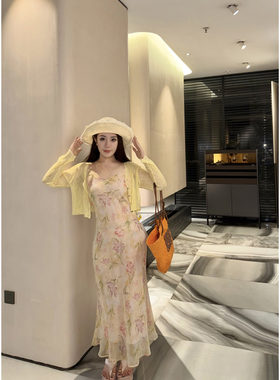 【7/9 20点 新品88折】碎花复古法式吊带裙！甜美修身显白