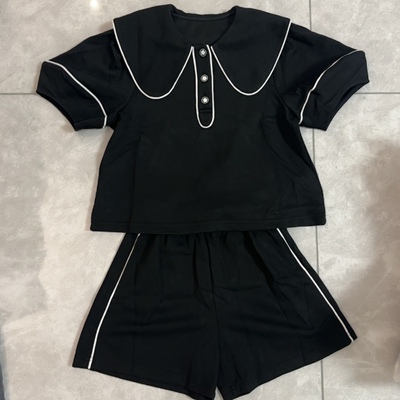 宝儿w黑色套装，网眼棉，有弹力，码数足，1537