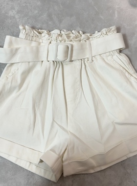 宝＊w女宝白色短裤，花苞腰头，轻薄带弹力，微脏特价处理，1500