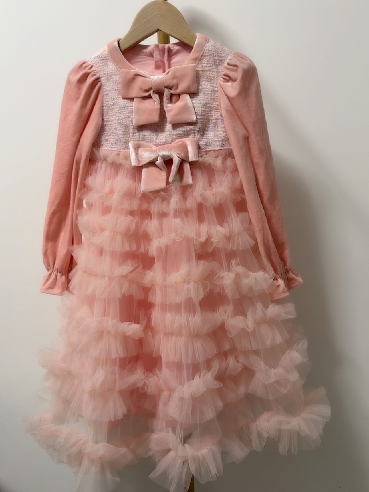 宝儿w女宝粉色连衣裙，纱纱裙，蝴蝶结设计，0903