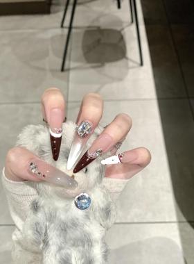 手工穿戴甲圣诞新年显白酒红色石膏波点爆闪猫眼香槟钻可拆卸美甲