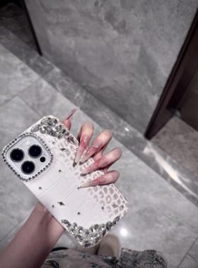 手工穿戴甲高级感裸色打底梅紫色蕾丝印花斜边贴钻显白可拆卸美甲