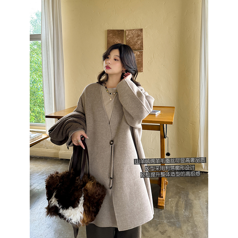 安妮森林V领山羊绒双面呢大衣