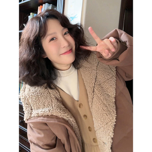 90白鸭绒羽绒服 英伦风气质设计感外套 安妮森林【焦糖奶油】